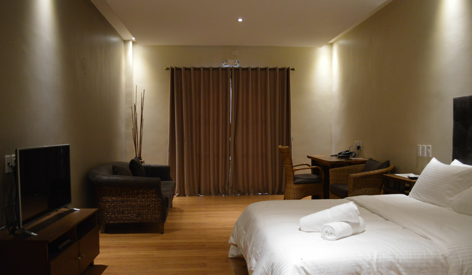 Kingsley'S Hotel And Gastro Pub Mabalacat Luaran gambar